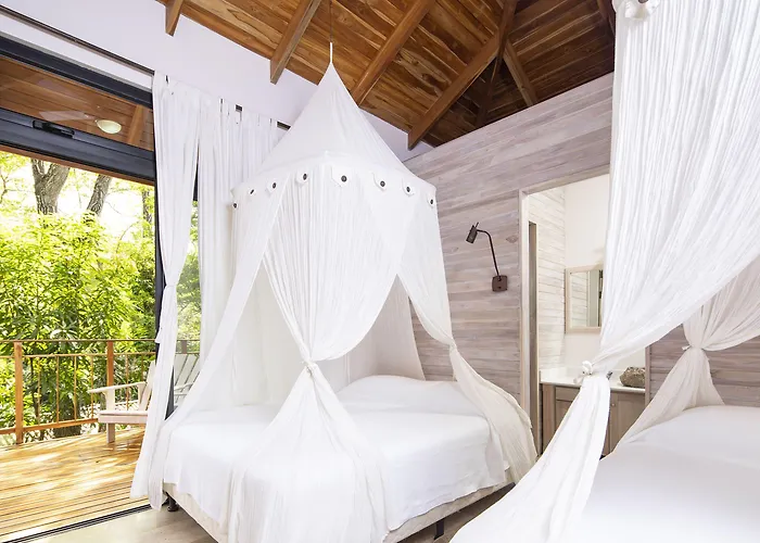 Bodhi Tree Yoga Resort 5*